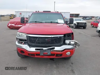 2005 GMC Sierra 3500 DRW SL with VIN 1GTHK33255F812166, listed as a IAAI auction lot 41992970 with 345,082 mi miles and . Bid and sale history available at DreamBid. Image 13.