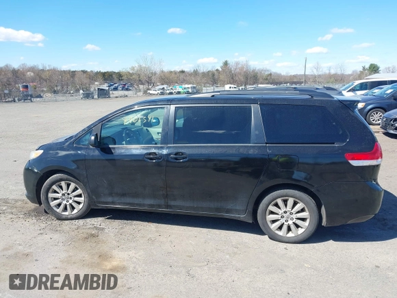 2012 Toyota Sienna XLE with VIN 5TDDK3DC1CS047105, listed as a IAAI auction lot 41901541 with 176,476 mi miles. Bid and sale history available at carsss.com. Image 14.