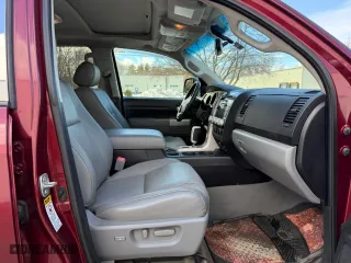 2007 Toyota Tundra LTD with VIN 5TBDV58177S478722, listed as a Copart auction lot 47595765 with 262,611 mi miles and Clean Title. Bid and sale history available at carsss.com. Image 5.