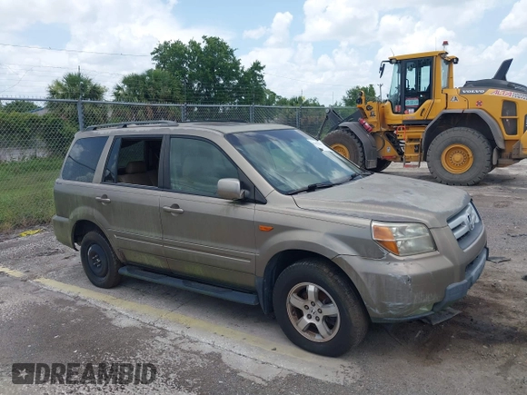 2008 Honda Pilot EX-L z VIN 5FNYF28638B003543, wystawiony jako IAAI lot #42452869 z przebiegiem 172 994 mil mil oraz . Historia ofert i sprzedaży dostępna na DreamBid. Obrazek 6.