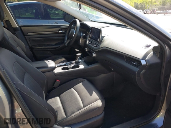 2020 Nissan Altima S with VIN 1N4BL4BV5LC160772, listed as a IAAI auction lot 42009543 with 131,583 mi miles and . Bid and sale history available at DreamBid. Image 5.