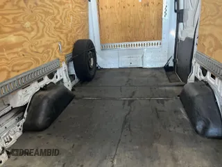 2019 Ford Transit с VIN 1FTYE1CM2KKA70065, выставлен на аукционе IAAI как лот 42569466 с пробегом 194 743 миль миль и . История ставок и продаж доступна на DreamBid. Изображение 31.