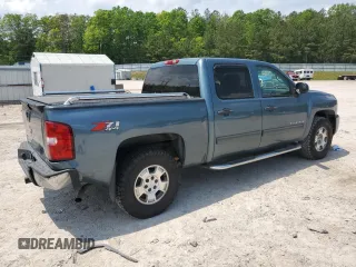 2010 Chevrolet Silverado 1500 LT with VIN 3GCRKSE35AG110216, listed as a Copart auction lot 55477135 with 194,097 mi miles and Clean Title. Bid and sale history available at DreamBid. Image 3.
