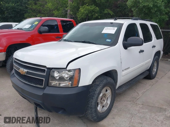 2008 Chevrolet Tahoe LS z VIN 1GNFC13C98R160874, wystawiony jako IAAI lot #42532220 z przebiegiem 238 107 mil mil oraz . Historia ofert i sprzedaży dostępna na DreamBid. Obrazek 2.