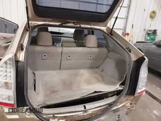 2011 Toyota Prius I with VIN JTDKN3DU7B0265204, listed as a IAAI auction lot 41991224 with 175,675 mi miles. Bid and sale history available at carsss.com. Image 18.
