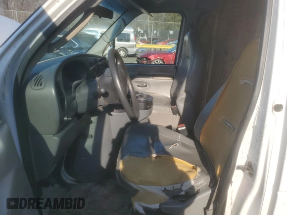 2004 Ford Econoline Cargo Recreational with VIN 1FTSS34P94HB39708, listed as a Copart auction lot 42161655 with 166,275 mi miles and Salvage Title. Bid and sale history available at carsss.com. Image 7.