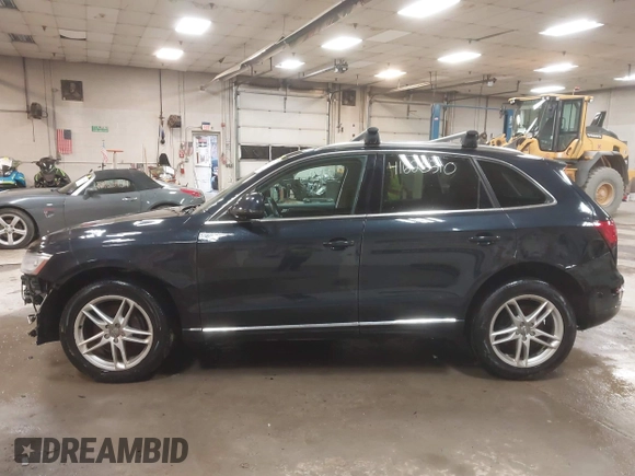 2014 Audi Q5 Premium Plus z VIN WA1CMAFP8EA053049, wystawiony jako IAAI lot #41625310 z przebiegiem 122 678 mil mil oraz . Historia ofert i sprzedaży dostępna na DreamBid. Obrazek 15.