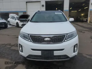 2014 Kia Sorento SX Limited z VIN 5XYKWDA79EG451665, wystawiony jako Copart lot #45566955 z przebiegiem 116 993 mil mil oraz Szkoda całkowita • Salvage title. Historia ofert i sprzedaży dostępna na DreamBid. Obrazek 5.