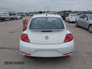 2018 Volkswagen Beetle S with VIN 3VWFD7AT4JM701569, listed as a IAAI auction lot 41106340 with 78,754 mi miles. Bid and sale history available at carsss.com. Image 17.
