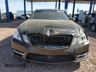 2013 Mercedes-Benz E 350 Luxury with VIN WDDHF5KB2DA769117, listed as a Copart auction lot 52420955 with 99,530 mi miles and Salvage Title. Bid and sale history available at DreamBid. Image 5.