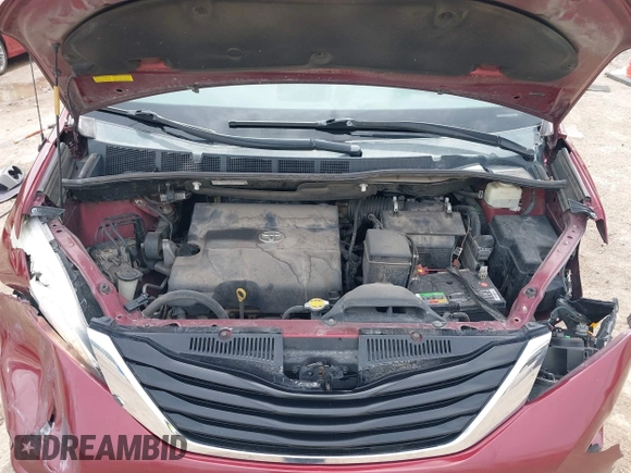 2014 Toyota Sienna LE AAS with VIN 5TDKK3DC4ES462090, listed as a IAAI auction lot 41942354 with 215,814 mi miles. Bid and sale history available at carsss.com. Image 10.