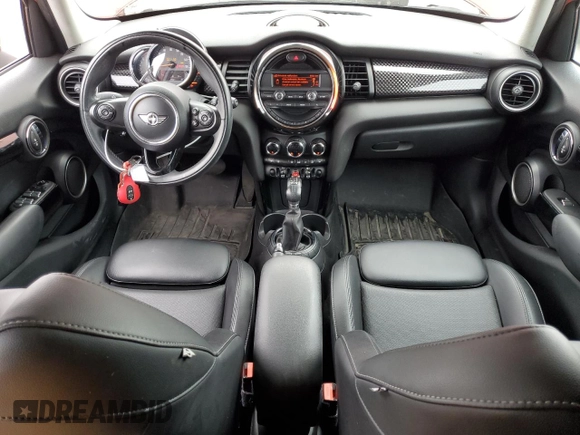 2015 MINI Hardtop 4 Door S z VIN WMWXU3C51F2B56847, wystawiony jako Copart lot #59396195 z przebiegiem 70 821 mil mil oraz Szkoda całkowita • Salvage title. Historia ofert i sprzedaży dostępna na DreamBid. Obrazek 8.