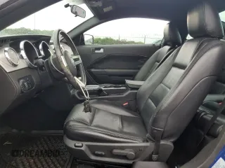2006 Ford Mustang Standard z VIN 1ZVFT80N865265379, wystawiony jako Copart lot #48431665 z przebiegiem 209 542 mil mil oraz Czysty tytuł • Clean title. Historia ofert i sprzedaży dostępna na DreamBid. Obrazek 7.