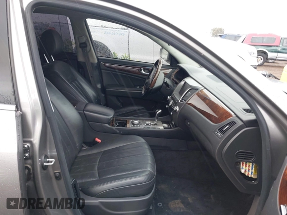2012 Hyundai Equus Signature z VIN KMHGH4JH1CU049316, wystawiony jako IAAI lot #41783497 z przebiegiem 80 331 mil mil oraz . Historia ofert i sprzedaży dostępna na DreamBid. Obrazek 5.