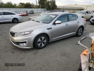 2013 Kia Optima Hybrid LX with VIN KNAGM4AD1D5038791, listed as a Copart auction lot 77612044 with 139,298 mi miles and Clean Title. Bid and sale history available at carsss.com. Image 1.