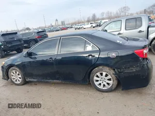 2012 Toyota Camry L with VIN 4T1BF1FK7CU125950, listed as a IAAI auction lot 41657023 with 202,057 mi miles. Bid and sale history available at carsss.com. Image 14.