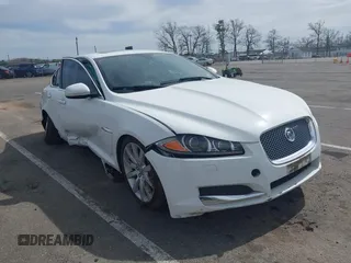2012 Jaguar XF z VIN SAJWA0FB5CLS44974, wystawiony jako IAAI lot #41968948 z przebiegiem 105 361 mil mil oraz . Historia ofert i sprzedaży dostępna na DreamBid. Obrazek 1.
