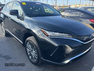 2024 Toyota Venza LE with VIN JTEAAAAH2RJ181617, listed as a Copart auction lot 77784994 with 1,371 mi miles and Clean Title. Bid and sale history available at carsss.com. Image 1.