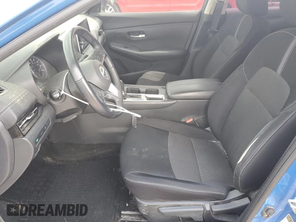 2020 Nissan Sentra SV z VIN 3N1AB8CV0LY252106, wystawiony jako Copart lot #54587125 z przebiegiem 108 839 mil mil oraz Szkoda całkowita • Salvage title. Historia ofert i sprzedaży dostępna na DreamBid. Obrazek 7.