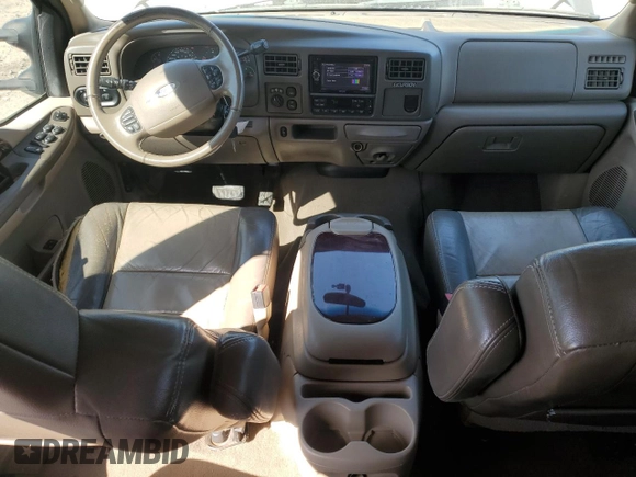 2004 Ford Excursion Eddie Bauer with VIN 1FMSU45P44EB40602, listed as a Copart auction lot 51536395 with 188,417 mi miles and Clean Title. Bid and sale history available at DreamBid. Image 8.
