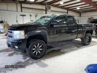2008 Chevrolet Silverado 1500 1LT with VIN 2GCEK19J881280767, listed as a Copart auction lot 56515215 with 165,875 mi miles and Clean Title. Bid and sale history available at DreamBid. Image 1.