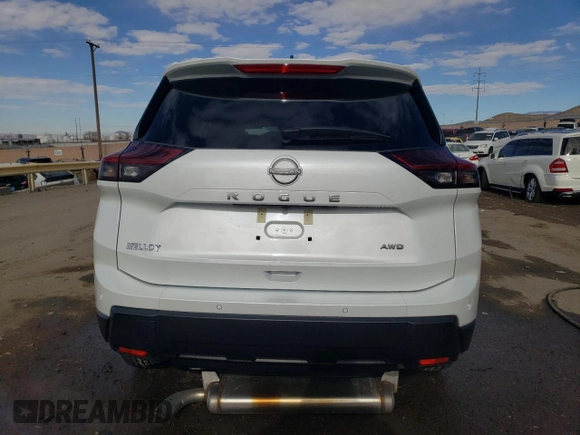 2025 Nissan Rogue S z VIN 5N1BT3AB8SC765522, wystawiony jako Copart lot #88265865 z przebiegiem 3 615 mil mil oraz Szkoda całkowita • Salvage title. Historia ofert i sprzedaży dostępna na DreamBid. Obrazek 6.