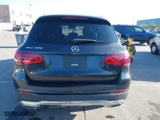 2020 Mercedes-Benz GLC with VIN WDC0G8EB8LF750388, listed as a IAAI auction lot 41377687 with 44,517 mi miles. Bid and sale history available at carsss.com. Image 16.