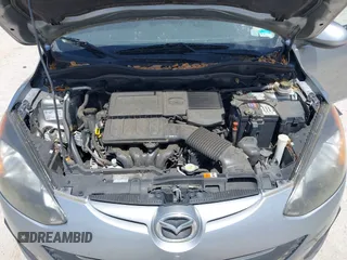 2011 Mazda 2 Sport z VIN JM1DE1HY0B0104123, wystawiony jako IAAI lot #41959099 z przebiegiem 128 918 mil mil oraz . Historia ofert i sprzedaży dostępna na DreamBid. Obrazek 10.