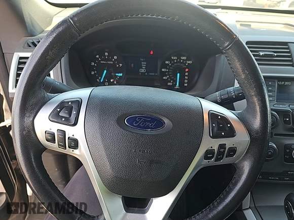 2014 Ford Explorer XLT z VIN 1FM5K8D85EGB28002, wystawiony jako IAAI lot #42367085 z przebiegiem 140 492 mil mil oraz . Historia ofert i sprzedaży dostępna na DreamBid. Obrazek 28.