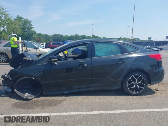 2015 Ford Focus SE с VIN 1FADP3F25FL332956, выставлен на аукционе IAAI как лот 42452810 с пробегом 131 983 миль миль и . История ставок и продаж доступна на DreamBid. Изображение 15.