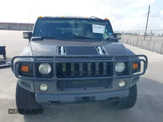 2006 Hummer H2 with VIN 5GRGN23U66H120601, listed as a IAAI auction lot 41524634 with 155,003 mi miles. Bid and sale history available at carsss.com. Image 6.