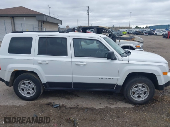 2016 Jeep Patriot Sport with VIN 1C4NJPBB9GD738411, listed as a IAAI auction lot 42129792 with 140,177 mi miles and . Bid and sale history available at carsss.com. Image 13.