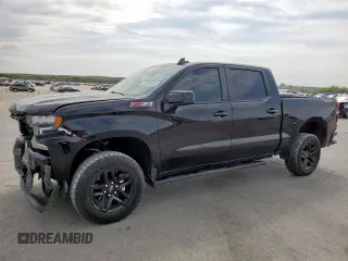 2021 Chevrolet Silverado 1500 LT Trail Boss with VIN 3GCPYFEDXMG373702, listed as a Copart auction lot 50700685 with 47,272 mi miles and Salvage Title. Bid and sale history available at DreamBid. Image 1.