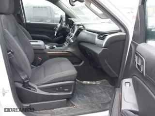 2017 Chevrolet Tahoe LS with VIN 1GNSCAKC3HR265961, listed as a IAAI auction lot 41426651 with 117,331 mi miles. Bid and sale history available at carsss.com. Image 5.