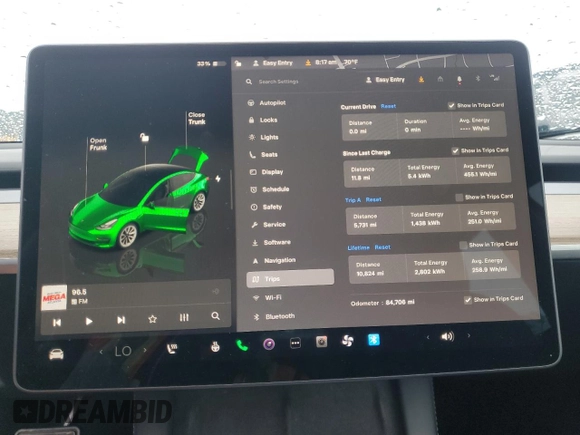2022 Tesla Model 3 z VIN 5YJ3E1EA6NF371467, wystawiony jako Copart lot #58606025 z przebiegiem 84 706 mil mil oraz Czysty tytuł • Clean title. Historia ofert i sprzedaży dostępna na DreamBid. Obrazek 9.