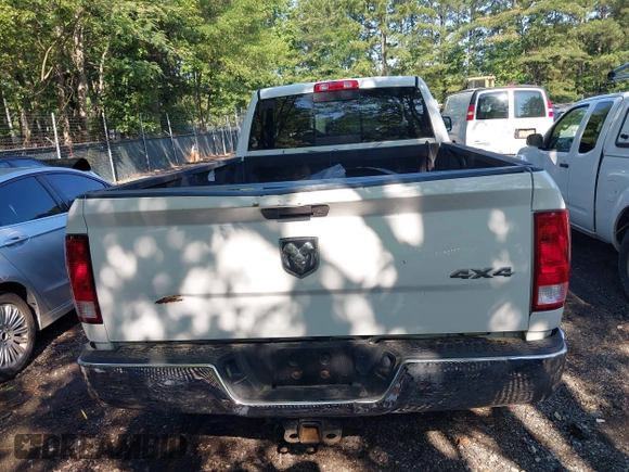 2016 Ram 2500 Big Horn with VIN 3C6UR5JL2GG221738, listed as a IAAI auction lot 42658336 with 253,086 mi miles and . Bid and sale history available at DreamBid. Image 16.