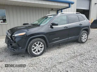 2017 Jeep Cherokee Latitude z VIN 1C4PJLCS8HW554373, wystawiony jako Copart lot #56988155 z przebiegiem 102 936 mil mil oraz Szkoda całkowita • Salvage title. Historia ofert i sprzedaży dostępna na DreamBid. Obrazek 1.