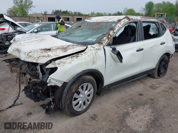 2017 Nissan Rogue SV z VIN 5N1AT2MV3HC773368, wystawiony jako IAAI lot #42250977 z przebiegiem 86 128 mil mil oraz . Historia ofert i sprzedaży dostępna na DreamBid. Obrazek 18.