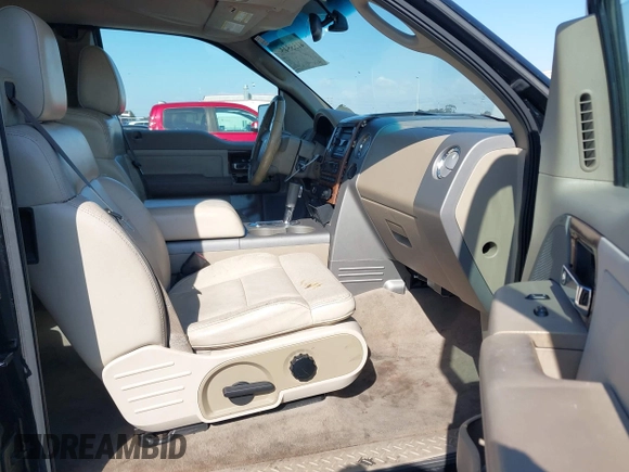 2004 Ford F-150 XL with VIN 1FTPX125X4NB03038, listed as a IAAI auction lot 41555454 with 218,770 mi miles. Bid and sale history available at carsss.com. Image 5.