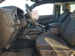 2024 Chevrolet Colorado 4WD Trail Boss with VIN 1GCPTEEK8R1252776, listed as a Copart auction lot 52592085 with 2,904 mi miles and Salvage title. Bid and sale history available at DreamBid. Image 7.