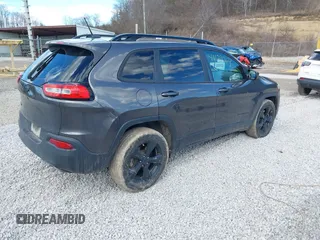 2018 Jeep Cherokee Latitude with VIN 1C4PJMCX1JD593518, listed as a IAAI auction lot 41623764 with 109,976 mi miles and . Bid and sale history available at DreamBid. Image 4.