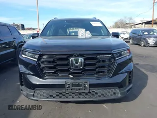 2025 Honda Pilot Black Edition with VIN 5FNYG1H99SB017956, listed as a IAAI auction lot 41401879 with 5,385 mi miles. Bid and sale history available at carsss.com. Image 12.