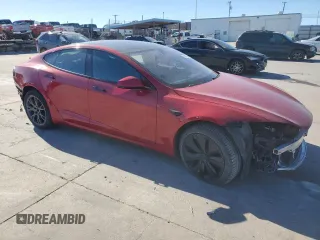 2022 Tesla Model S with VIN 5YJSA1E57NF478036, listed as a Copart auction lot 42147205 with 44,576 mi miles and Salvage title. Bid and sale history available at DreamBid. Image 4.