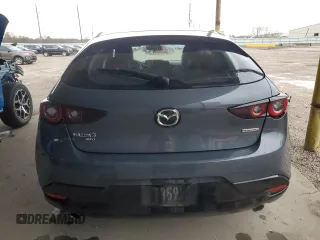 2024 Mazda 3 S Carbon Edition z VIN JM1BPBLM2R1709549, wystawiony jako Copart lot #46490235 z przebiegiem 32 448 mil mil oraz Szkoda całkowita • Salvage title. Historia ofert i sprzedaży dostępna na DreamBid. Obrazek 6.