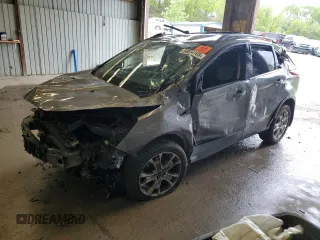 2013 Ford Escape SE с VIN 1FMCU9GX5DUA38746, выставлен на аукционе Copart как лот 56034105 с пробегом Не указан миль и Списание • Salvage title. История ставок и продаж доступна на DreamBid. Изображение 1.