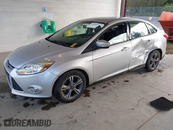 2014 Ford Focus SE with VIN 1FADP3F28EL433519, listed as a IAAI auction lot 41969007 with 137,064 mi miles. Bid and sale history available at carsss.com. Image 18.