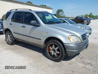 1998 Mercedes-Benz M 320/430/500 with VIN 4JGAB54E4WA028044, listed as a IAAI auction lot 42013560 with 196,372 mi miles and . Bid and sale history available at DreamBid. Image 1.