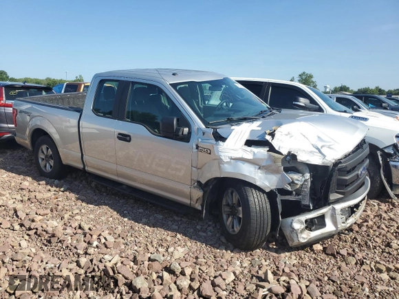 2016 Ford F-150 XLT z VIN 1FTFX1EF2GFB60512, wystawiony jako Copart lot #64819845 z przebiegiem 130 997 mil mil oraz Szkoda całkowita • Salvage title. Historia ofert i sprzedaży dostępna na DreamBid. Obrazek 4.