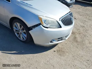 2014 Buick Verano with VIN 1G4PP5SK6E4112528, listed as a IAAI auction lot 41672375 with 189,837 mi miles. Bid and sale history available at carsss.com. Image 6.
