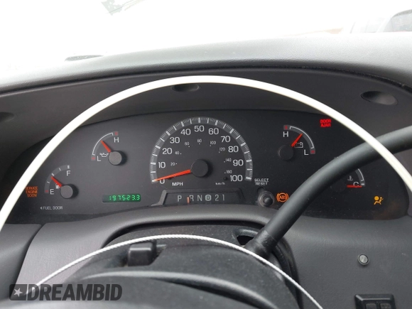 2004 Ford F-150 XL with VIN 2FTRF17204CA08424, listed as a IAAI auction lot 41588440 with 197,523 mi miles and . Bid and sale history available at DreamBid. Image 7.